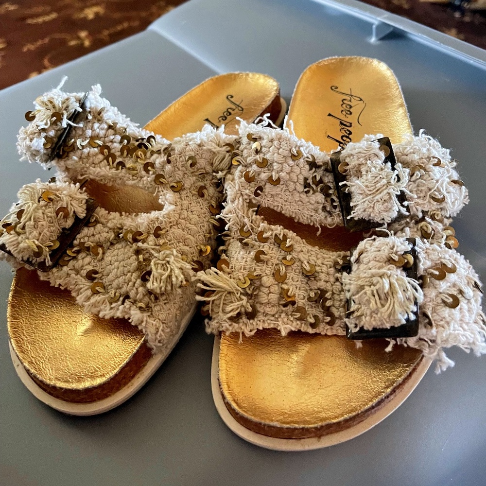 Free People Sideline Flatform shaggy Slide Sandals Size 8